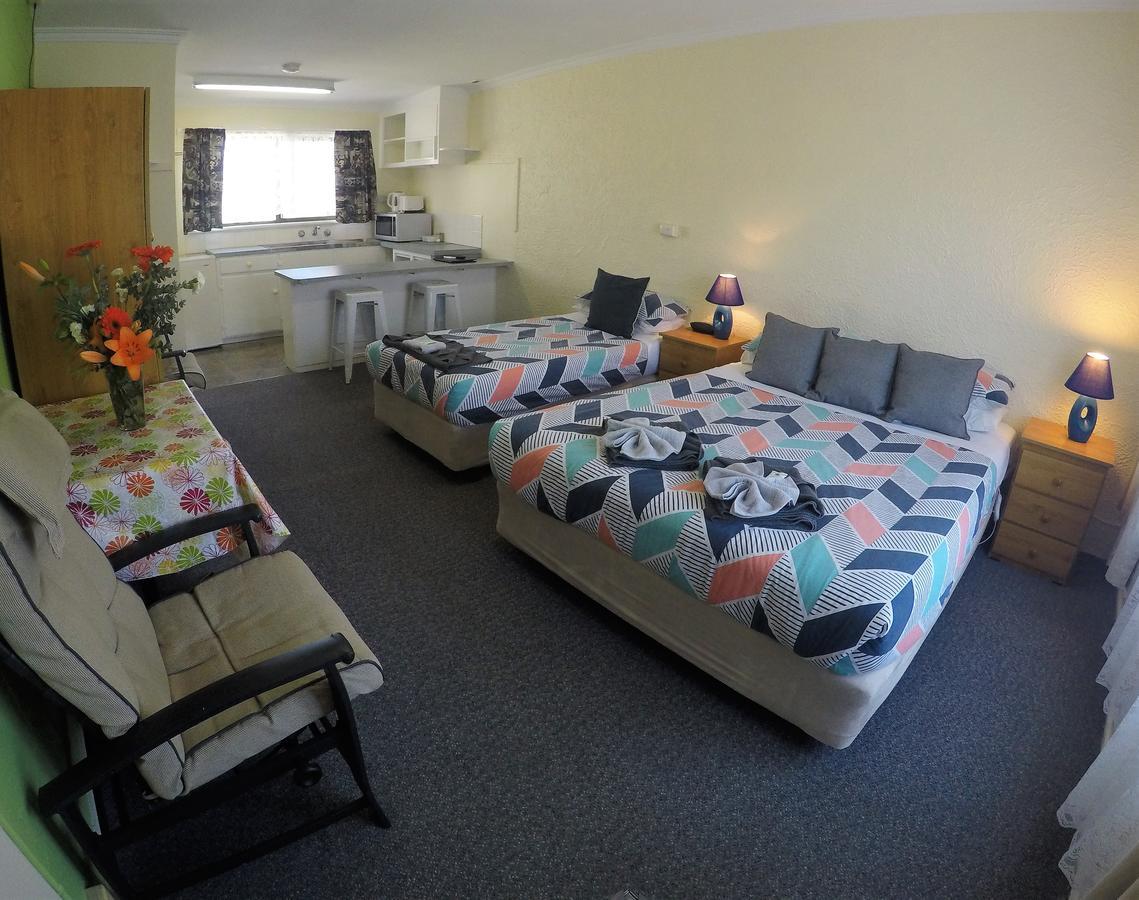 Turn-In Motel Warrnambool Buitenkant foto